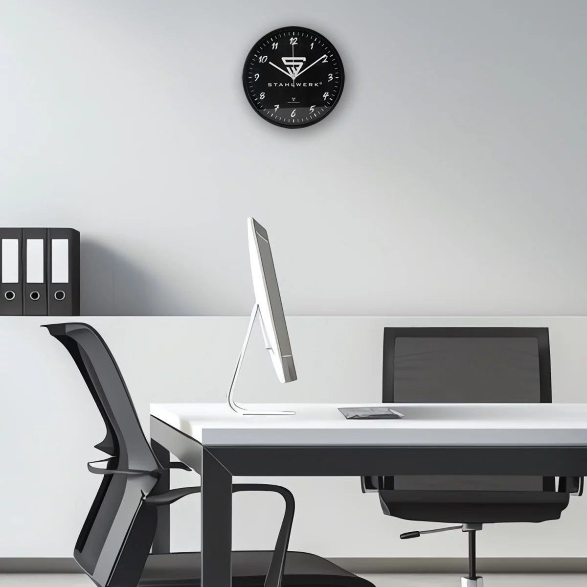 STAHLWERK wall clock 30 cm black workshop clock | Radio controlled clock | Radio wall clock | Office clock | Kitchen clock with aluminum housing and RCC movement