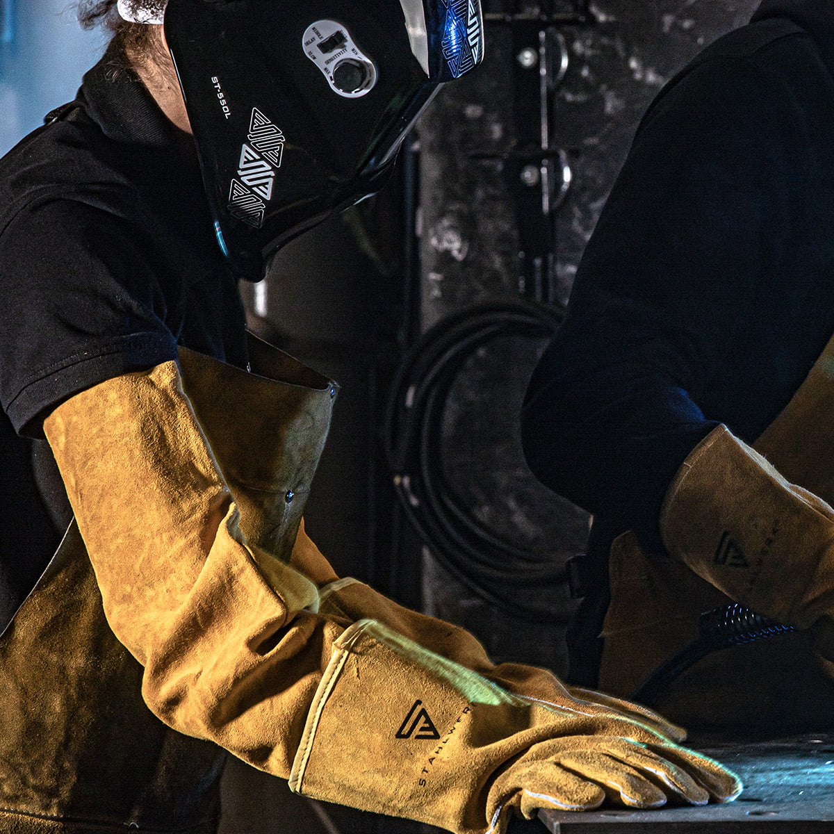 STAHLWERK welding arm splash guard made of real leather / high-quality protective clothing / arm warmers / welding sleeves